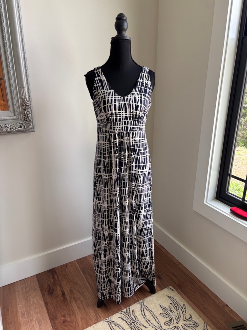 Ann Taylor Navy and White Grid-Print Sleeveless Maxi Dress